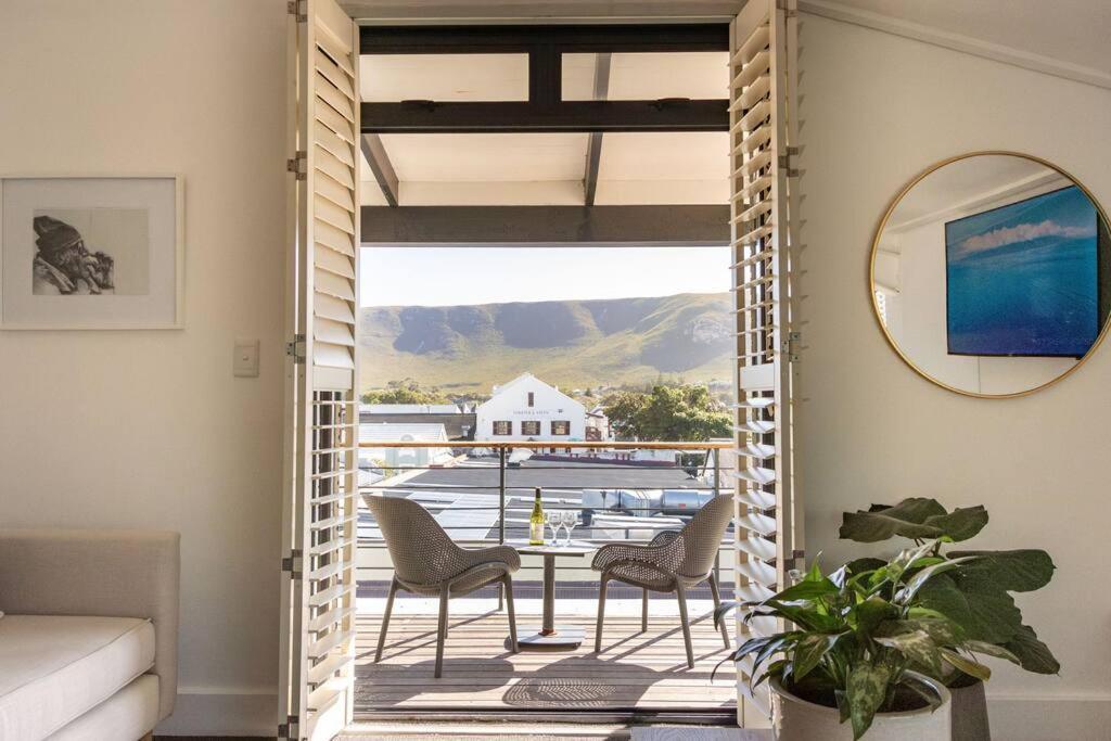 Hermanus Waterfront, Sea View Apartment With Balcony 외부 사진