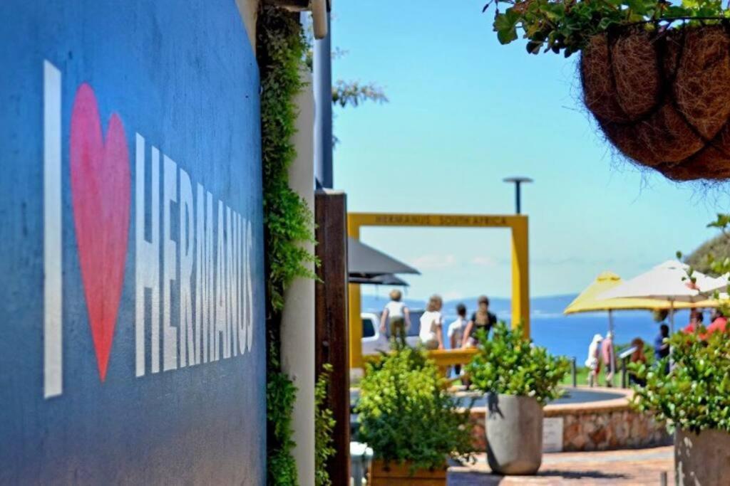 Hermanus Waterfront, Sea View Apartment With Balcony 외부 사진
